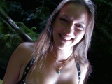 Vidéo porno mobile : Screwed in the woods, it's exciting!